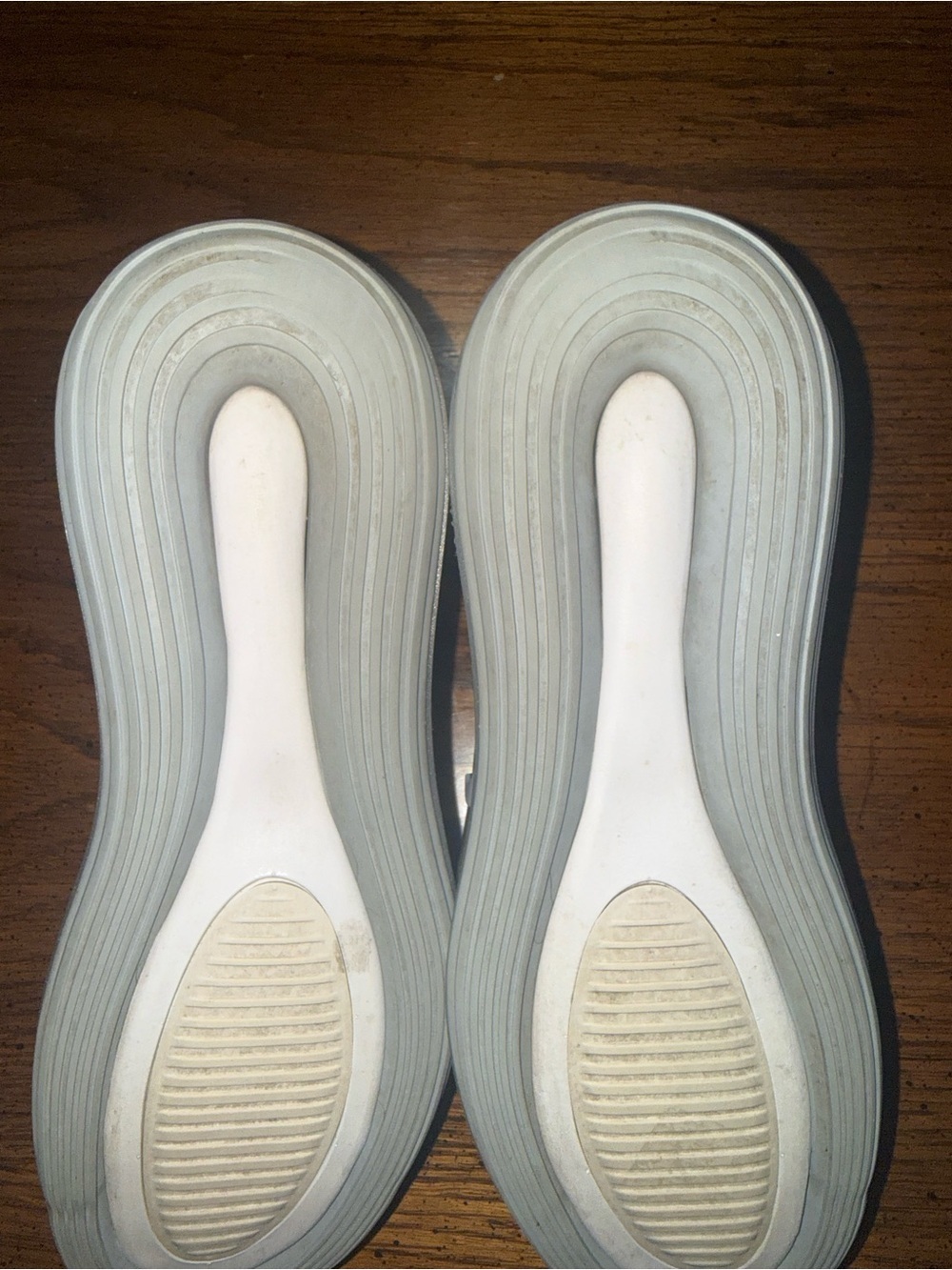 Nike Women’s Air Max 720 White Sneakers - Picture 8 of 11